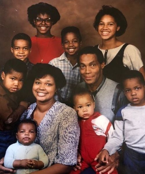 Calais Campbell Brother: A Vintage Portrait Featuring Calais Campbell, His Parents, Brothers, and Sister